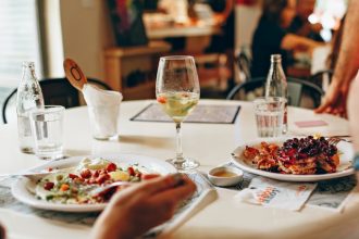 save while dining out