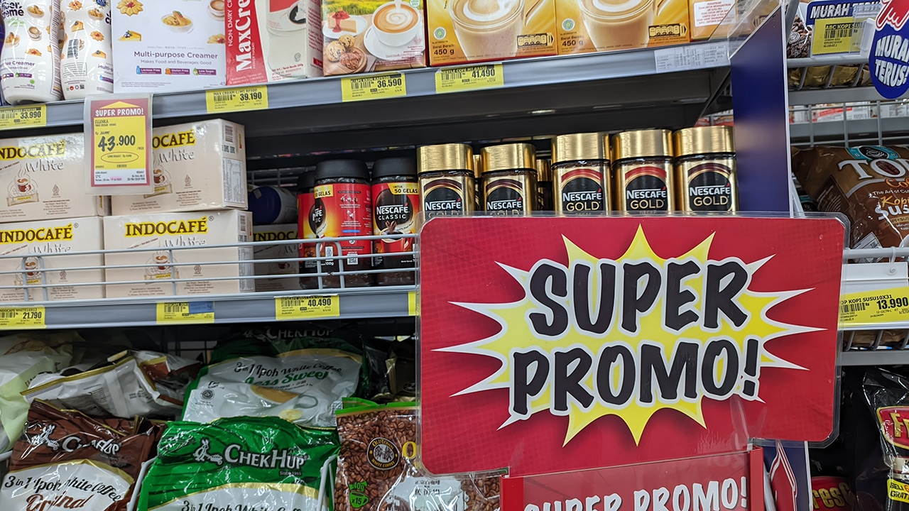 Super promo sign for limited time offer at grocery.