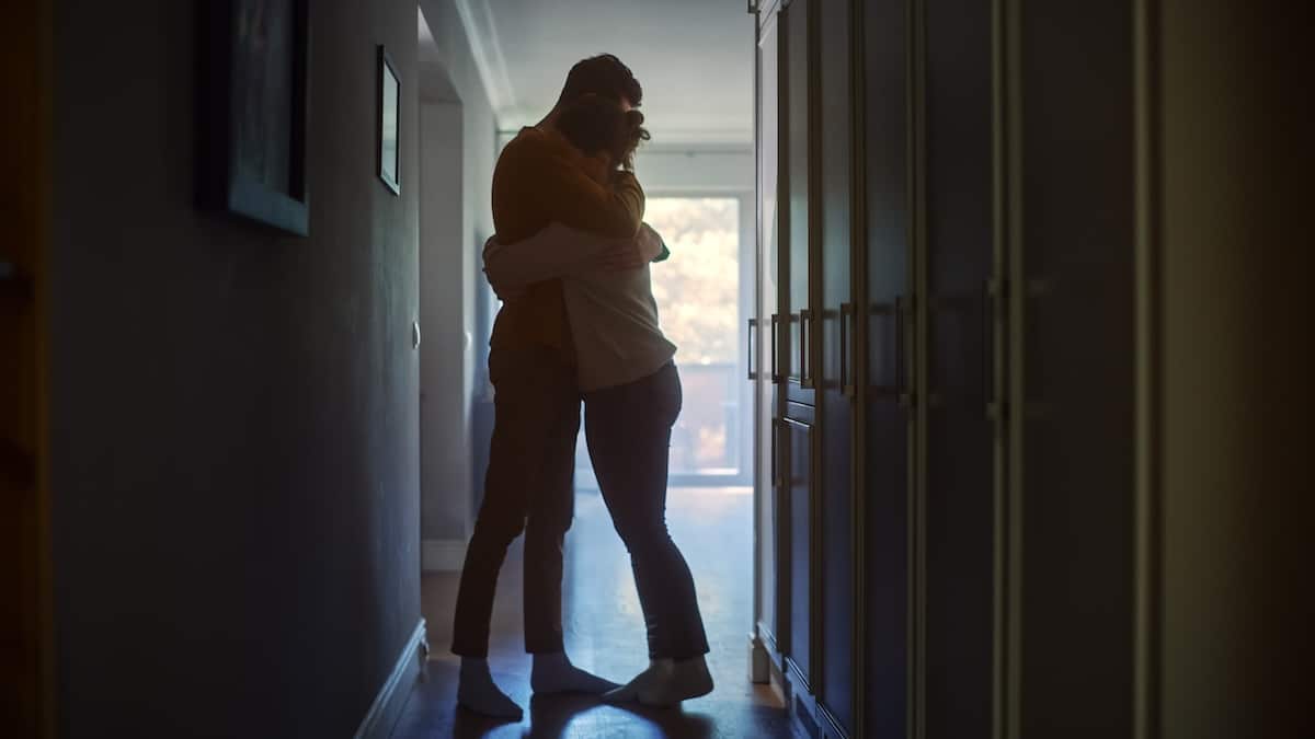 Protect Your Home: Safeguard Against Break-Ins with Expert Tips - Vimarsana News